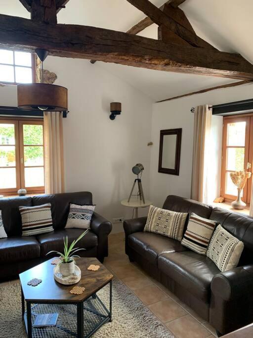 Gite Les Cigognes Le Champ-Saint-Pere ภายนอก รูปภาพ